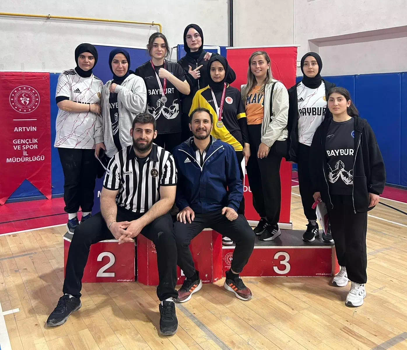 Artvin’den Başarılı Sporcular Türkiye Finallerine Katılma Hakkı Kazandı