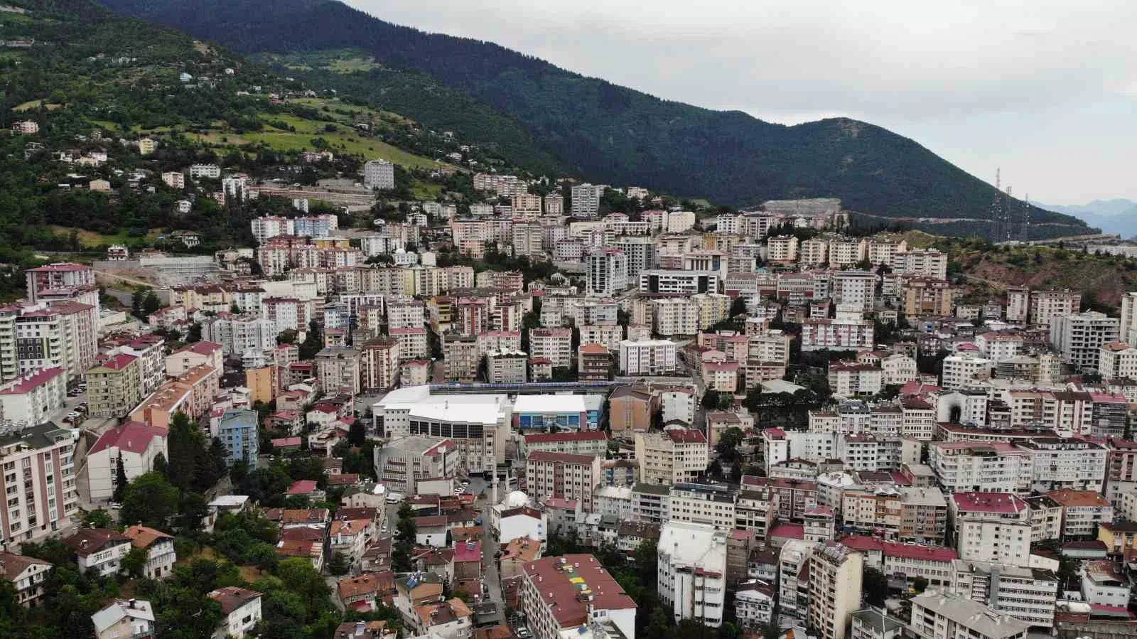 Artvin Valiliği, Bayram Boyunca Huzur ve Güvenlik İçin Önlemleri Artırdı.