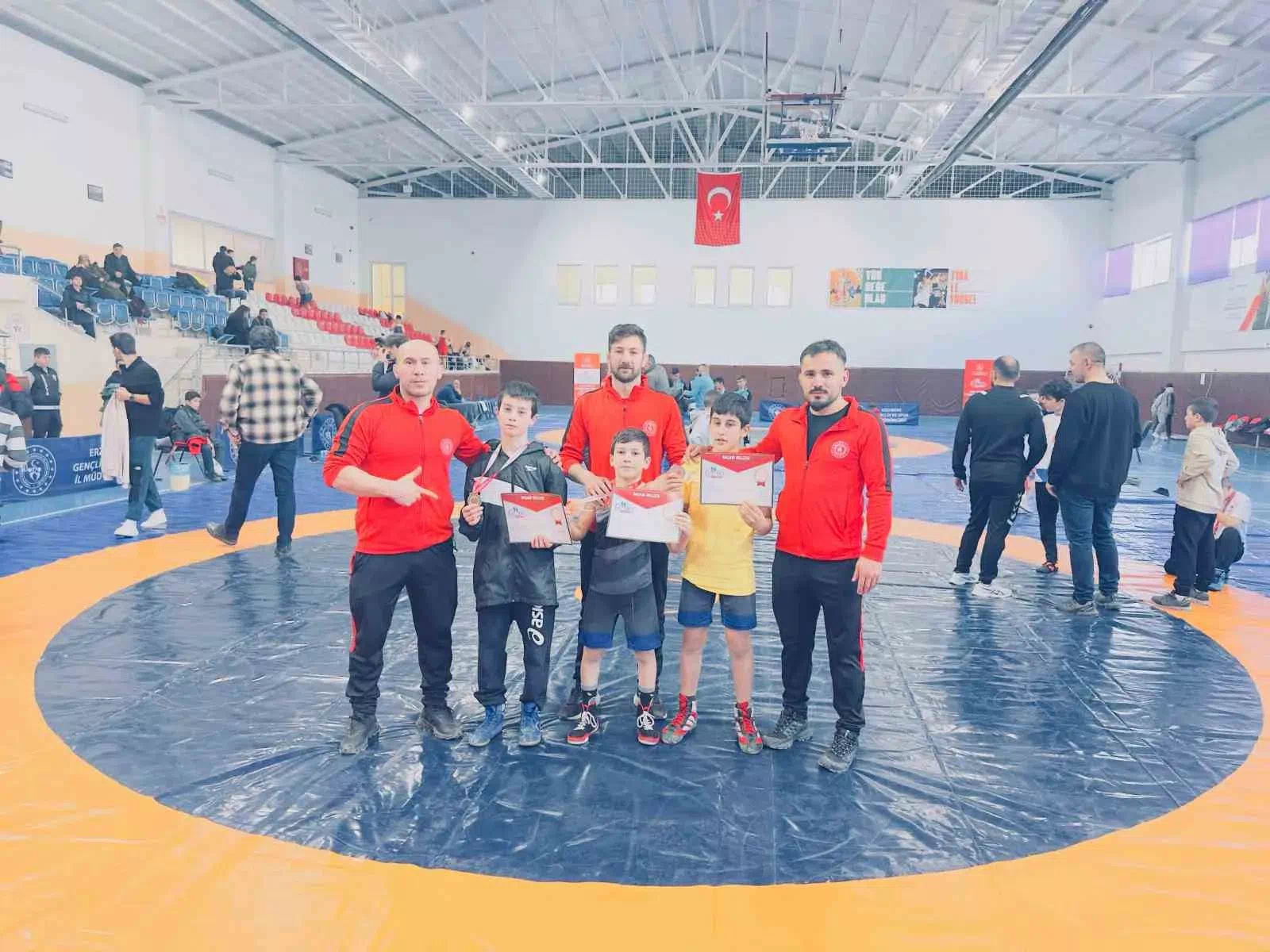 Erzurum’dan ASH Güreş Takımı Gençlerin Başarısıyla Dikkat Çekiyor