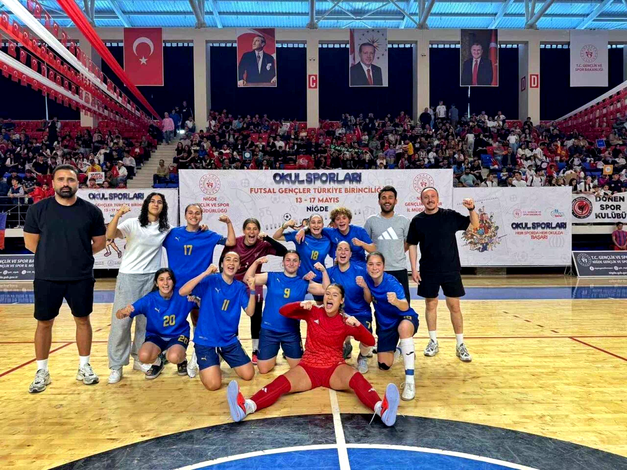 Asiye Ağaoğlu Anadolu Lisesi Kız Futsal Takımı 3’üncü kez Türkiye Şampiyonu oldu