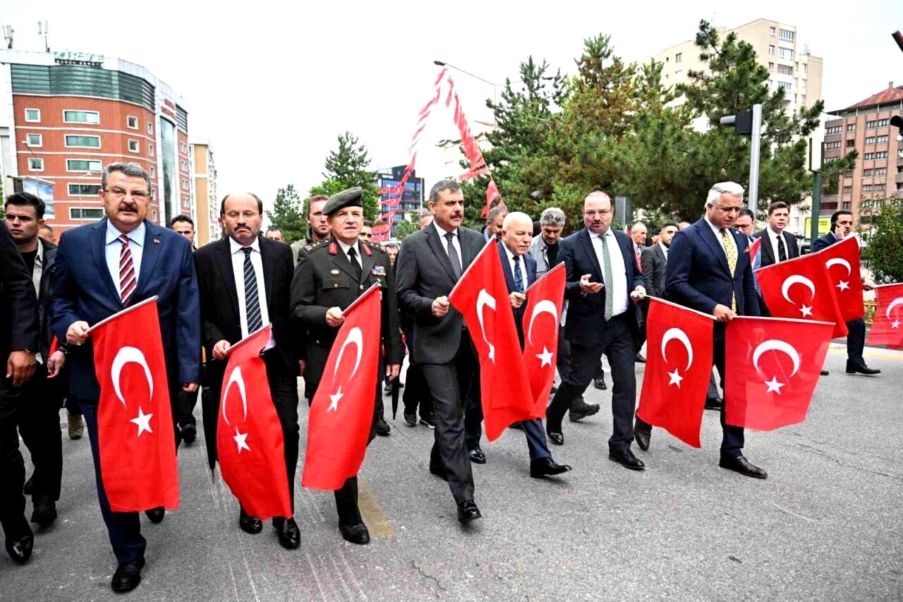 Atatürk’ün Erzurum’a gelişinin 106. yıl dönümü törenle kutlandı