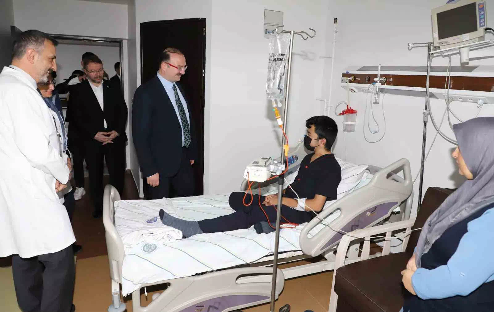 “Atatürk Üniversitesi Araştırma Hastanesi Organ Nakli Merkezi, 1000. Organ Nakli Operasyonunu Başarıyla Gerçekleştirdi”