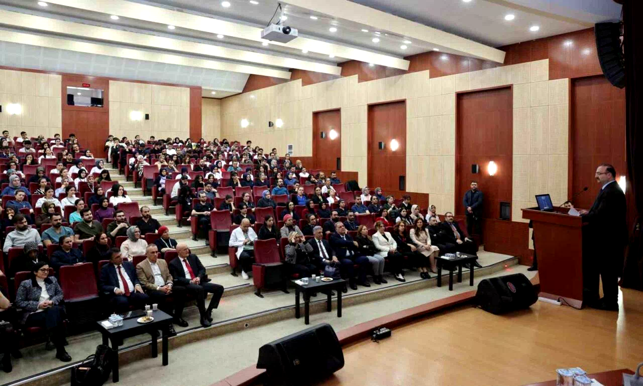 Atatürk Üniversitesi Araştırma Hastanesinde ERAS Sempozyumu