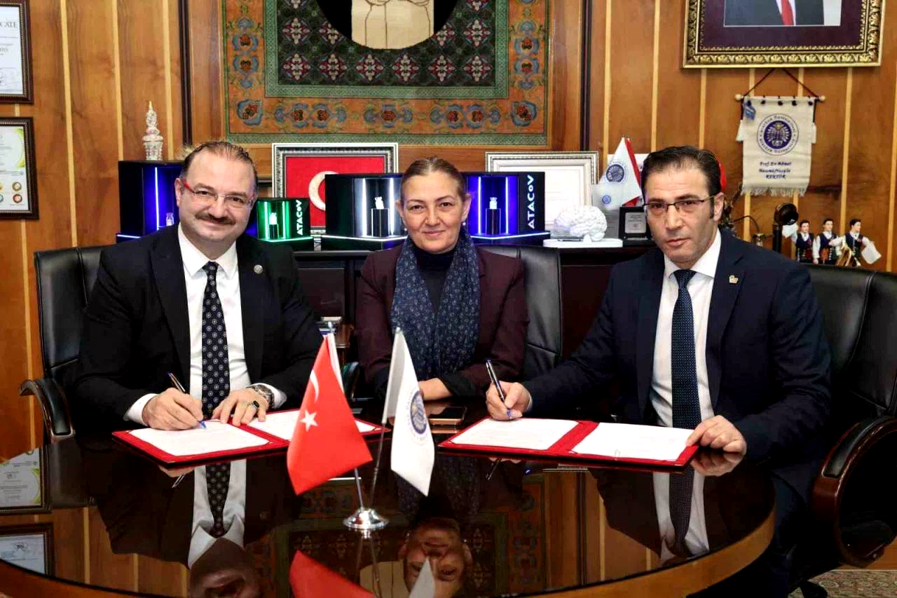 Atatürk Üniversitesi ile Kudaka’dan geleneksel el sanatlarına güçlü destek