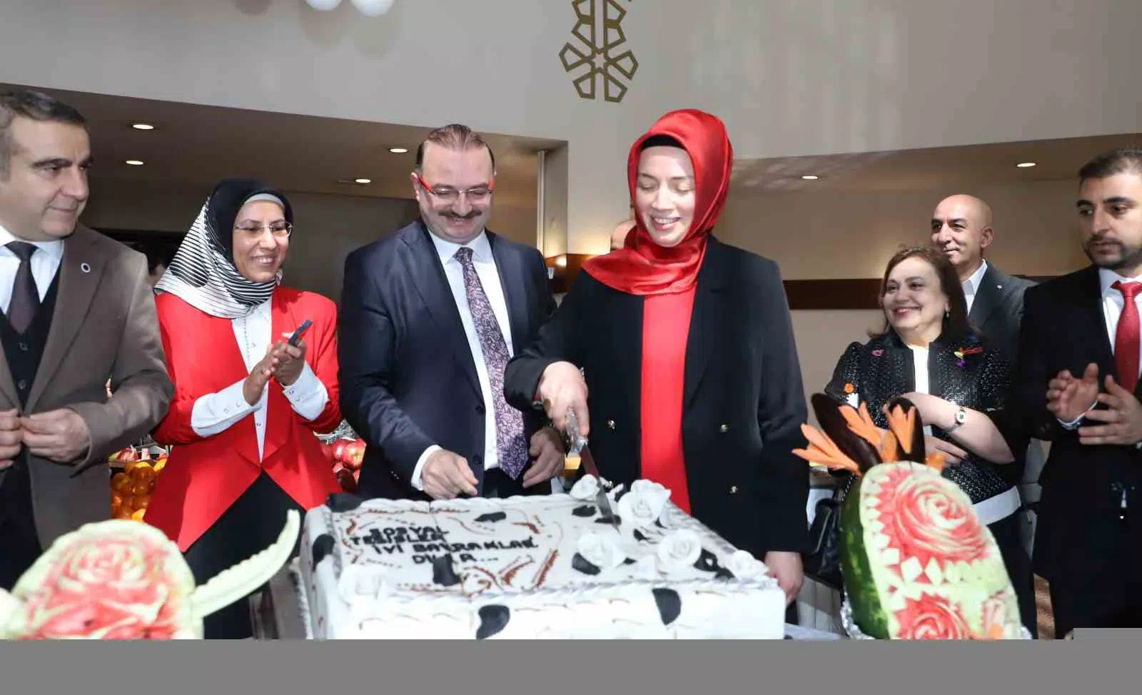 Atatürk Üniversitesi Rektörü Bayramlaşma Programında Bir Araya Geldi.