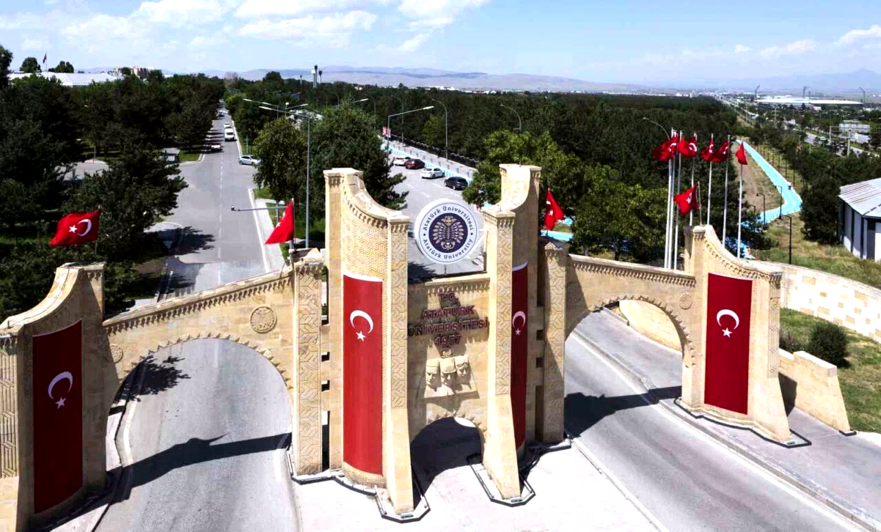 Atatürk üniversitesi, sektör ile yapılan ortak yayınlarda zirvede