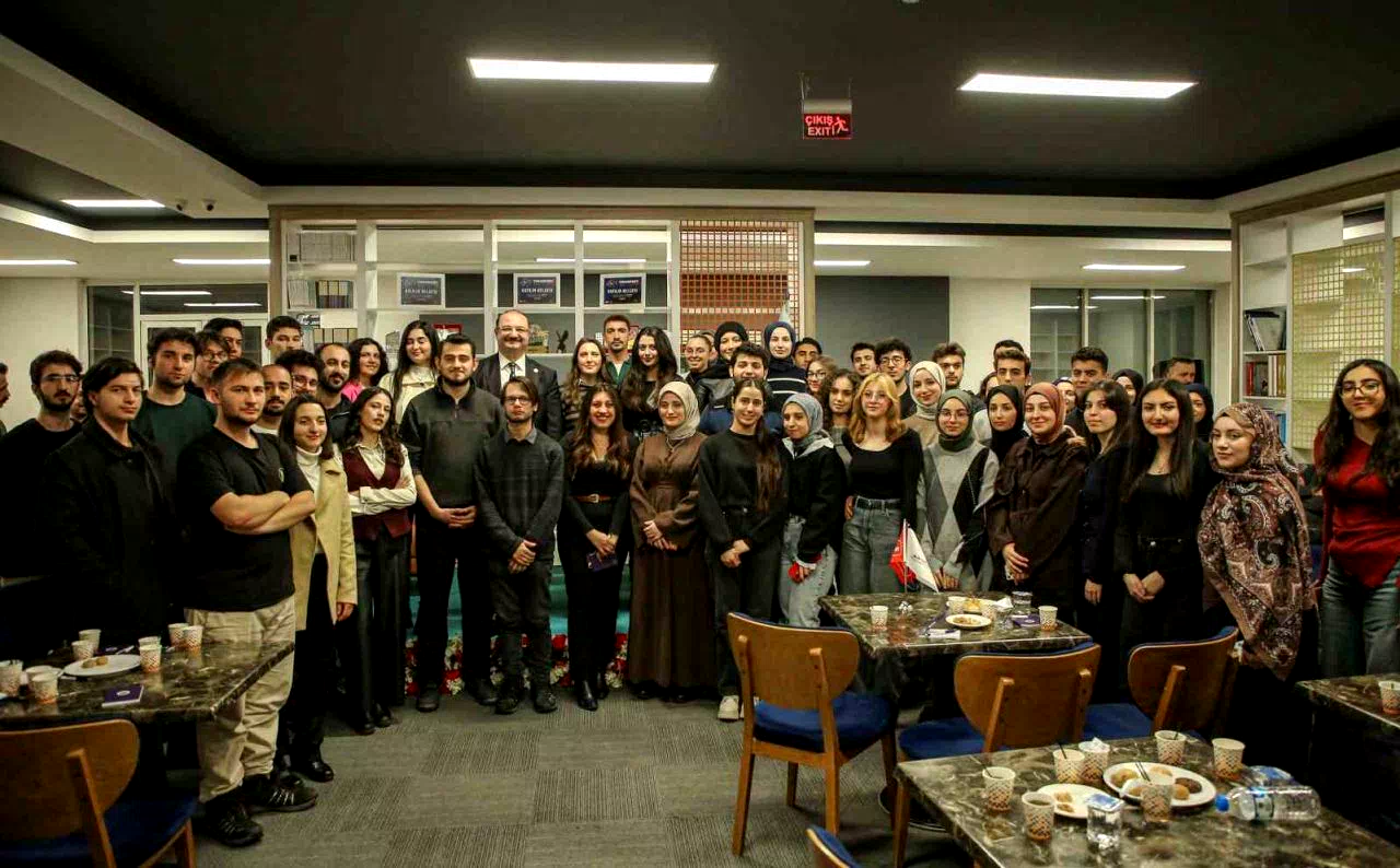 Atatürk Üniversitesinde millî teknoloji ve girişimcilik buluşması