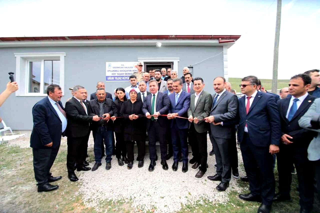 Avcıçayırı Köyü Yaşam Merkezi ve Uğur Yıldız Kütüphanesi’nin açılışı gerçekleştirildi