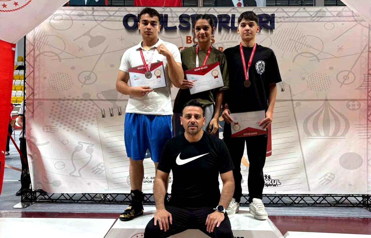 Aydınlı sporcular, şampiyonadan 3 madalya ile döndü