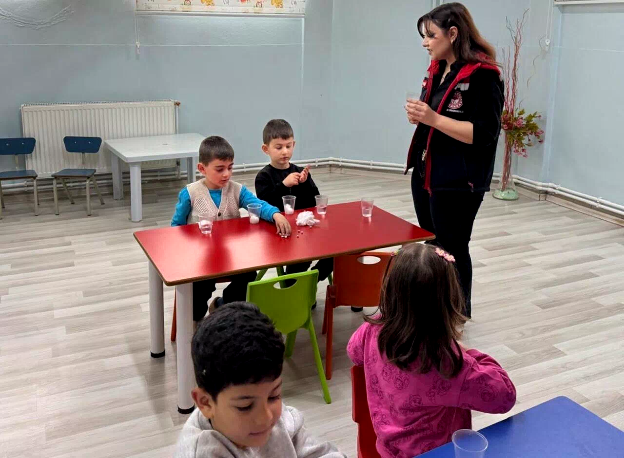 Aydıntepe’de miniklere ata tohumunun önemi ve ekolojik tarım anlatıldı
