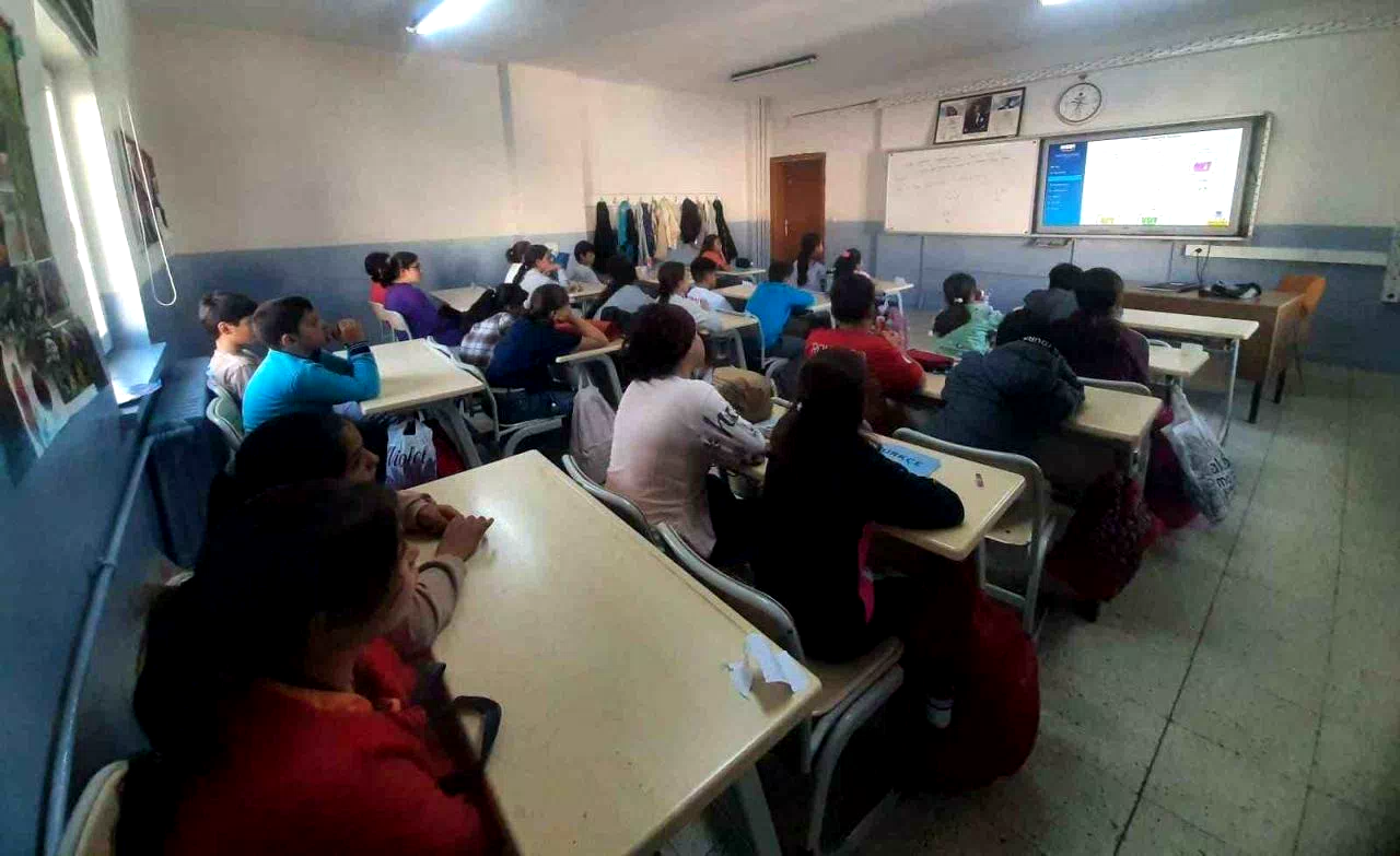 Aydıntepe’de öğrencilere MEBİ tanıtıldı