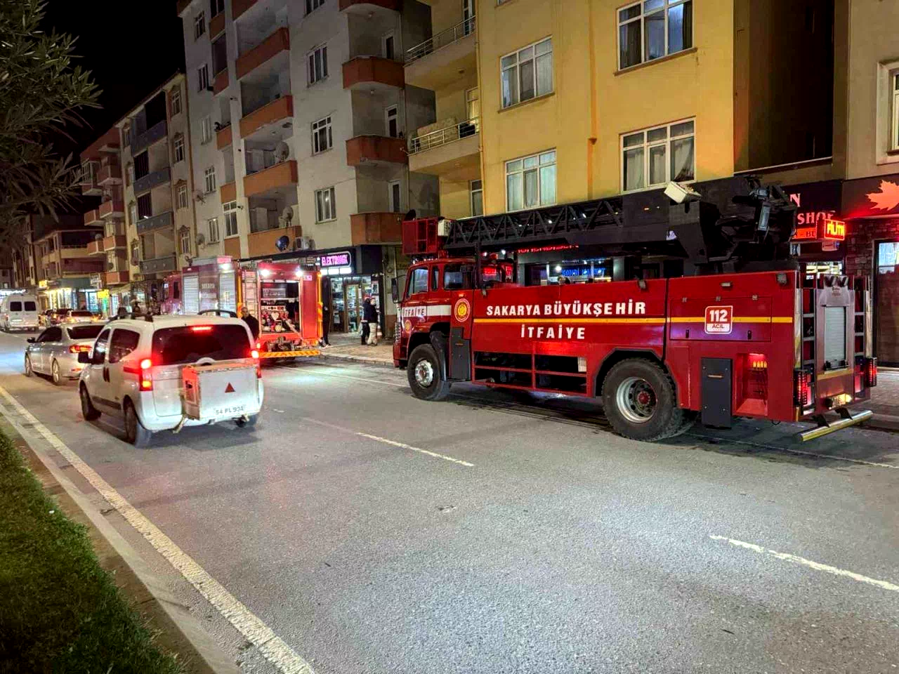Baca temizliğinden çıkan dumanı yangın sanan vatandaşlar ortalığı ayağa kaldırdı
