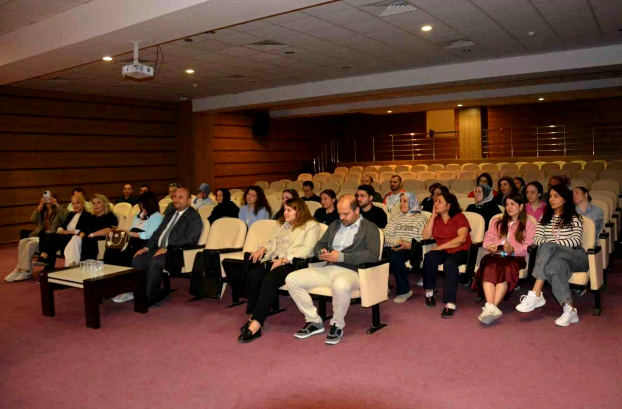 Bafra Devlet Hastanesi’nde NRP Yenidoğan Canlandırma Eğitimi
