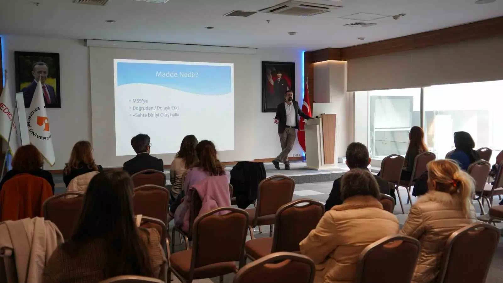 Bağımlı Yakınlarına Yönelik Seminer İzmir’de Gerçekleşti