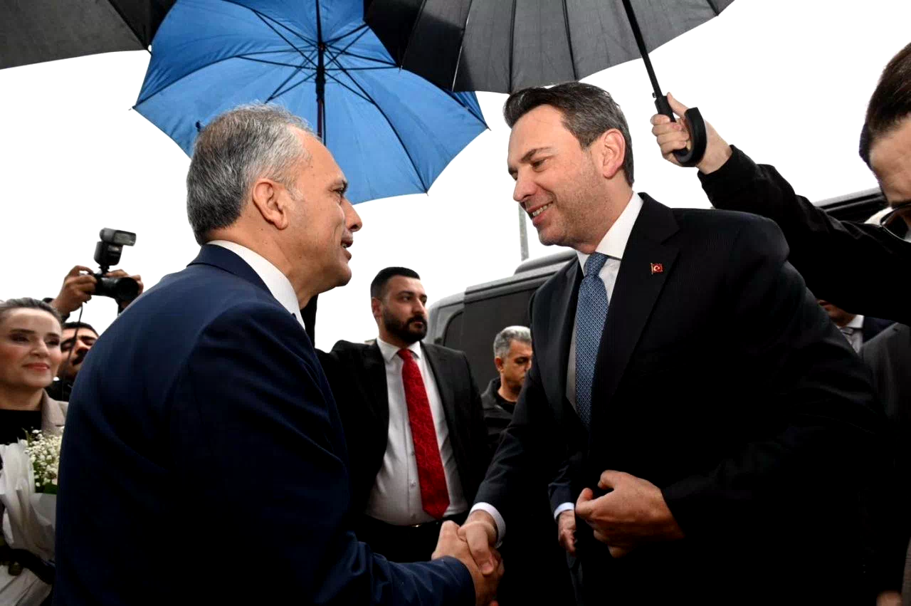 Bakan Bayraktar: “Terörsüz Türkiye’nin ne olduğunu biz Gabar’da ve ufak, hani sinemalarda fragman denir ya, bir kesiti olur ya, onu gördük”