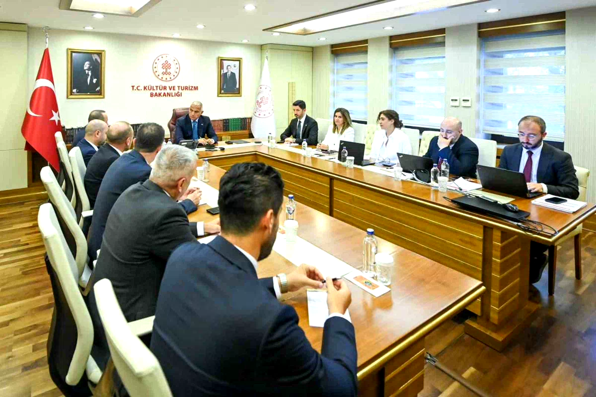 Bakan Ersoy: "Trabzon’un turizm potansiyelini daha etkin değerlendireceğiz"