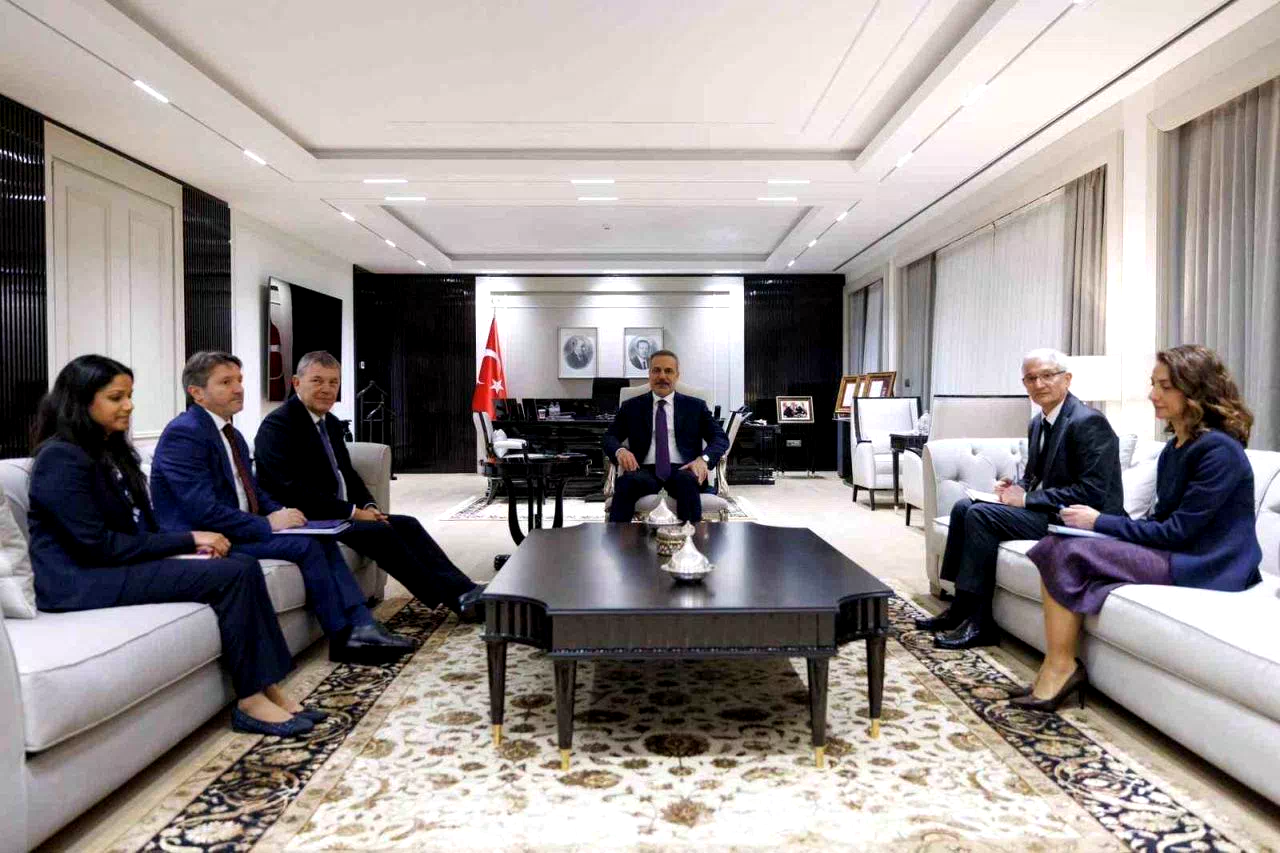Bakan Fidan, UNRWA Genel Komiseri Lazzarini’yi kabul etti
