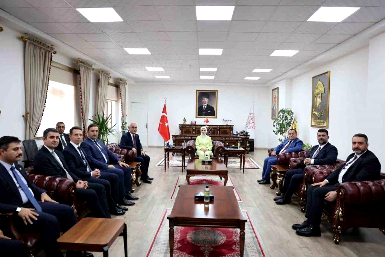 Bakan Göktaş: “Şehitlerimizin emanetine sahip çıkmak en büyük sorumluluğumuz”