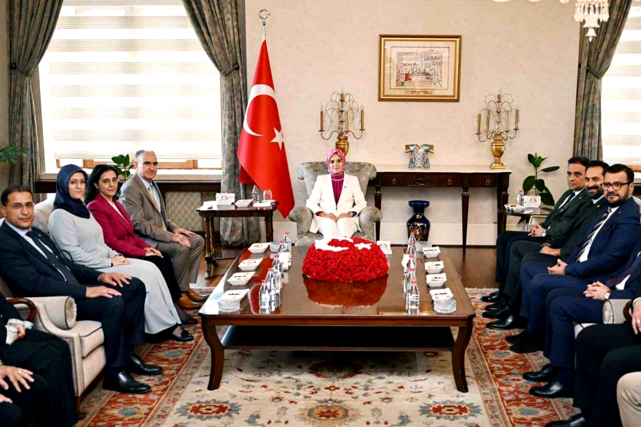 Bakan Göktaş’tan Manisa Valiliği ve AK Parti’ye ziyaret