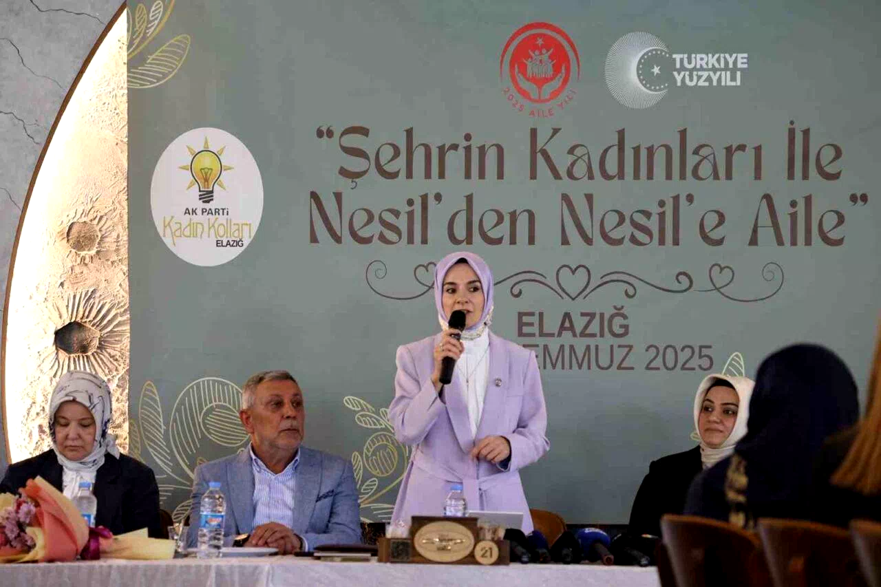 Bakan Göktaş: ’’Türkiye’de kadın hakları konusunda devrim niteliğinde icraatlar hayata geçirildi’