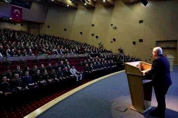 Bakan Güler: “Hiçbir terör örgütünün bölgede kök salmasına müsaade etmeyeceğimizi bir kez daha hatırlatmak istiyorum”