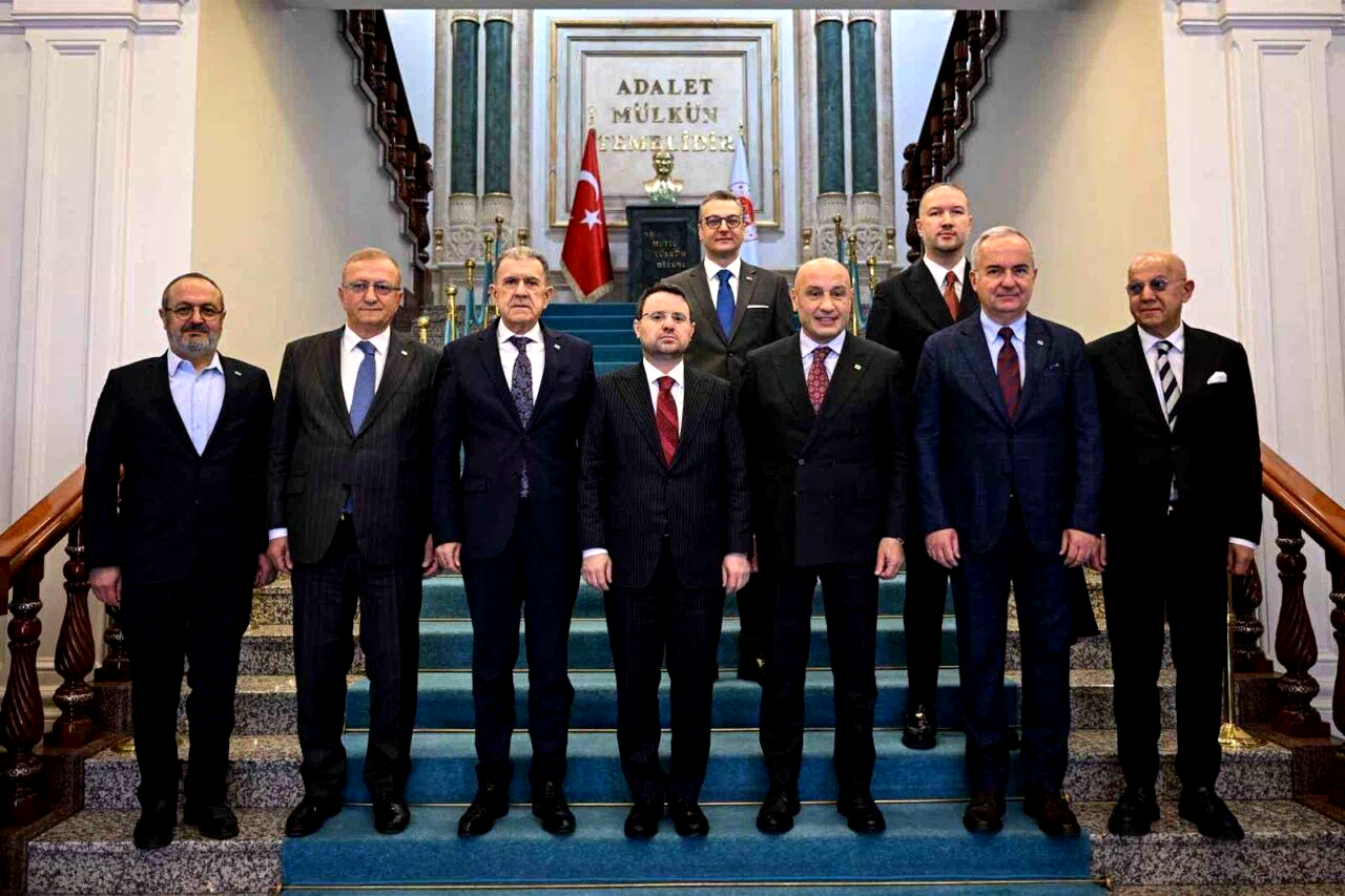 Bakan Gürlek: “10 yılı doldurmayan bir hakim, ticaret mahkemesi başkanı olmayacak”