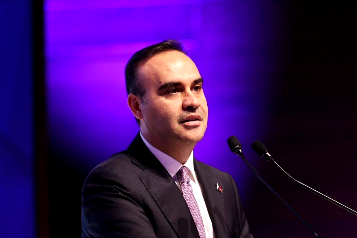 Bakan Kacır duyurdu: Türkiye, 2026’da uluslararası bilim olimpiyatlarında madalya rekoru kırdı