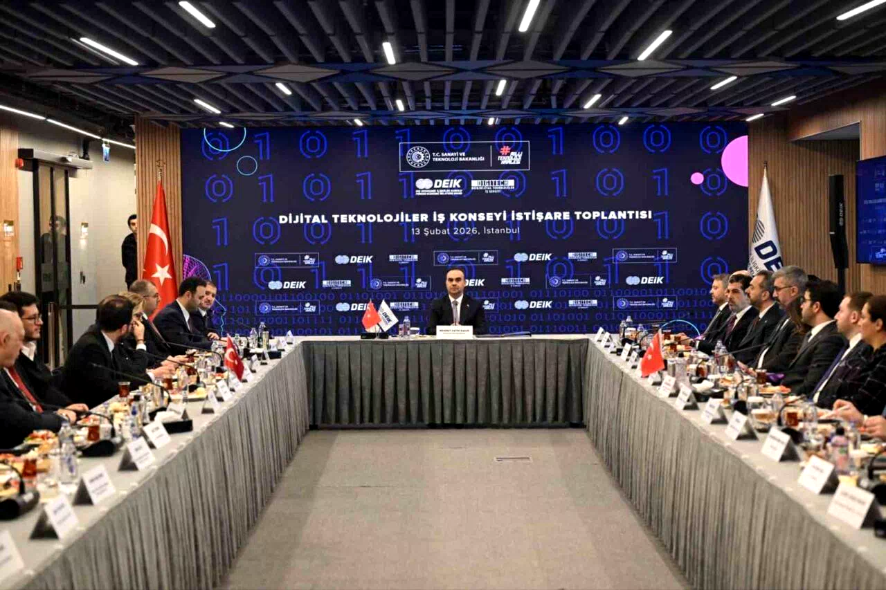 Bakan Kacır: “Teknoloji ekosistemimizin küresel rekabet gücünü yükseltmeye devam edeceğiz”