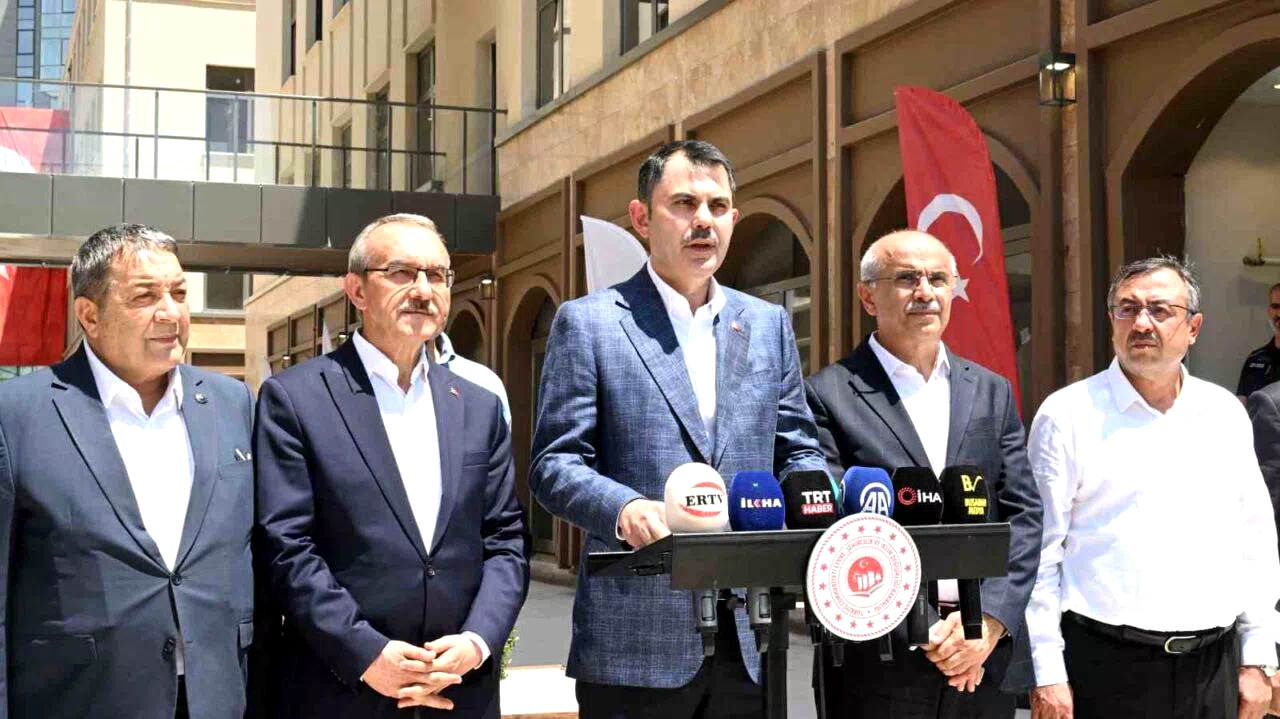Bakan Kurum: “300 bininci konutumuzun anahtarını Malatya’da teslim edeceğiz”
