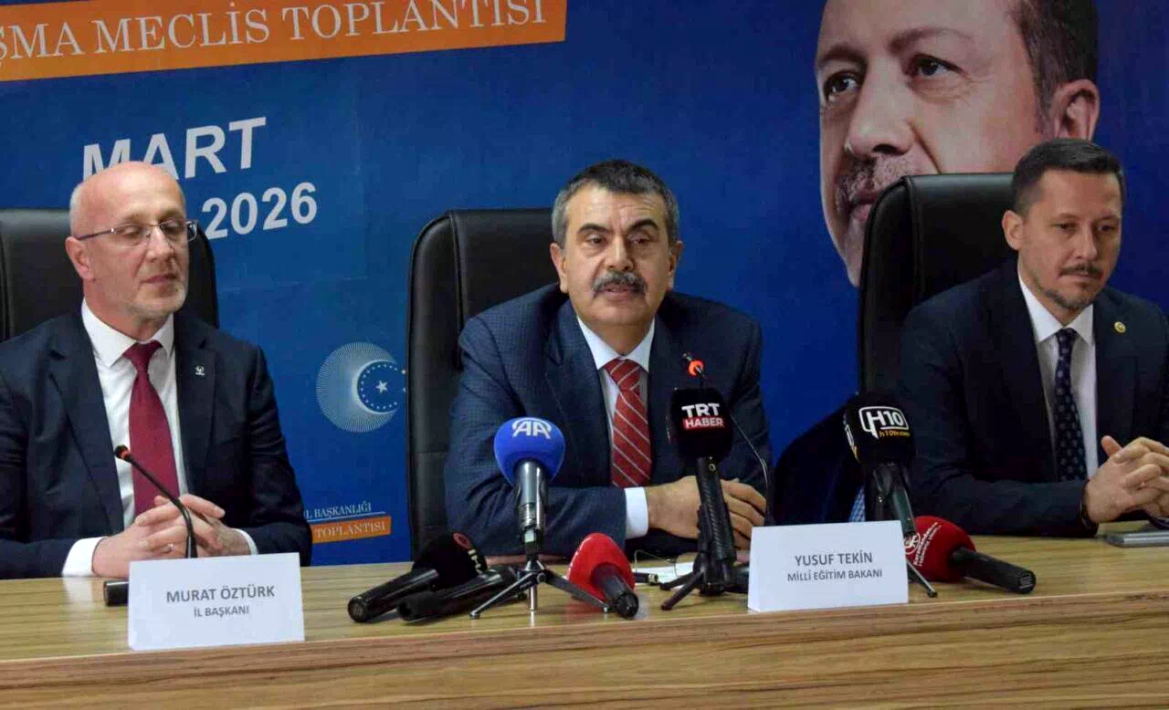 Bakan Tekin: “Fatma öğretmenin adı görev yaptığı okula verildi”