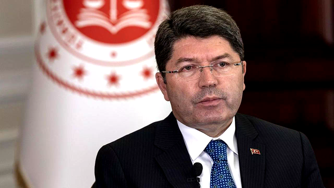 Bakan Tunç: "PKK’nın silah bırakması tarihi bir adım olacak"