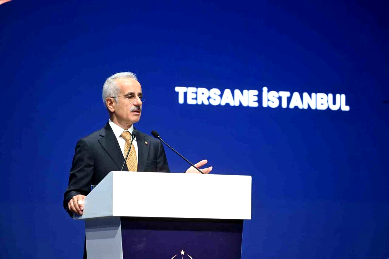 Bakan Uraloğlu: “Coğrafi ve jeostratejik üstünlük, küresel ticarette ’Türkiye’siz Koridor’ düşünülmeyeceğini ortaya koyuyor”
