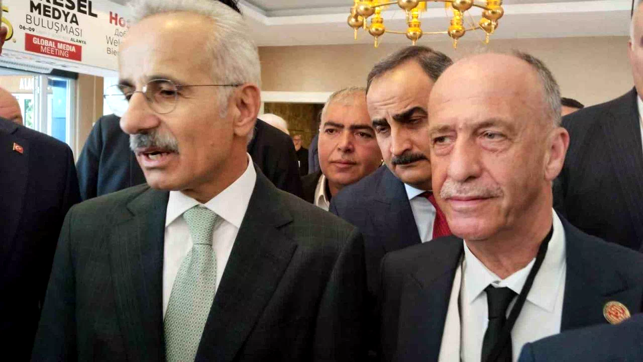 Bakan Uraloğlu: Erzurum’a hızlı tren aşama aşama gelecek