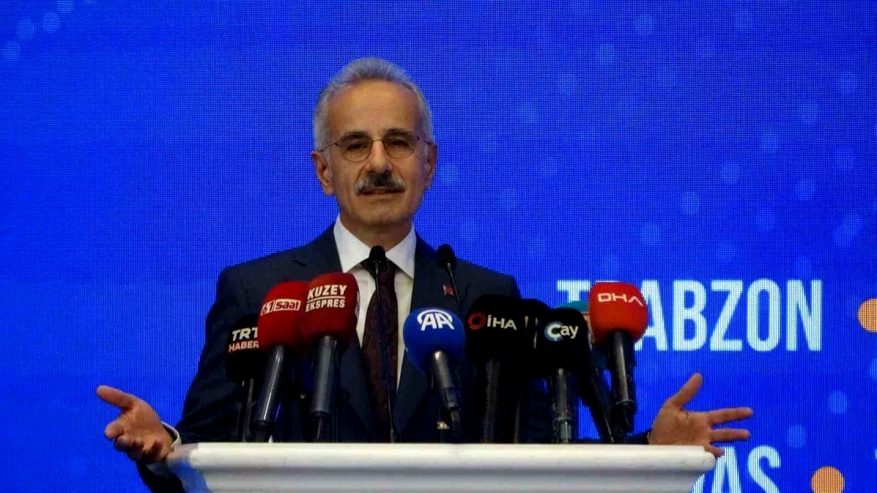 Bakan Uraloğlu: “İlk göreve geldiklerinde 4.7 milyon kullanıcının bilgileri yurt dışına çıkarılmıştır”