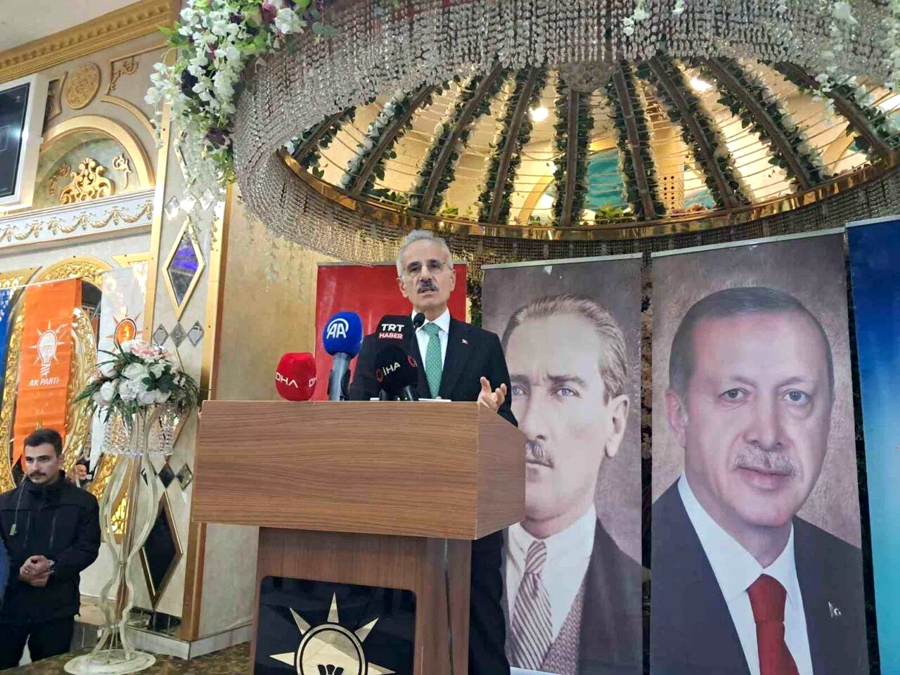 Bakan Uraloğlu: “Türkiye’nin ulaşım ve iletişim altyapısına yaklaşık 355 milyar dolar yatırım gerçekleştirdik”