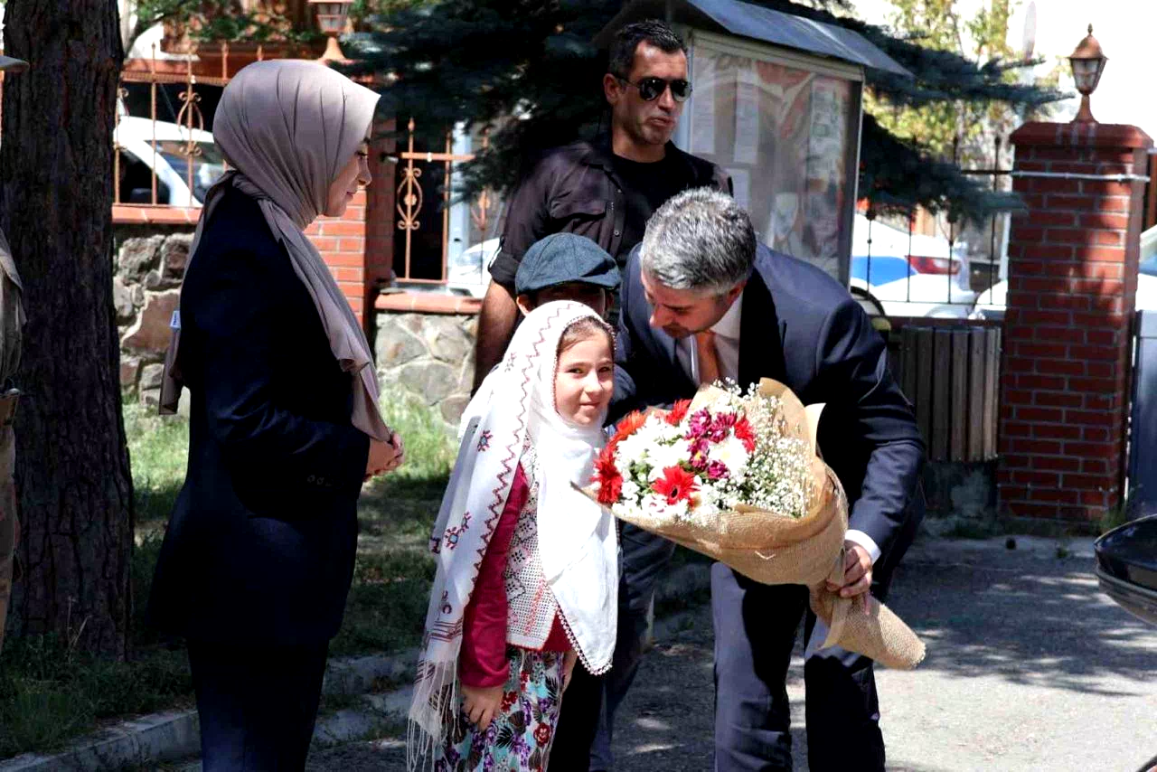 Bakan Yardımcısı Tarıkdaroğlu, “Aileyi güçlendirecek çalışmaları yakından izliyoruz”