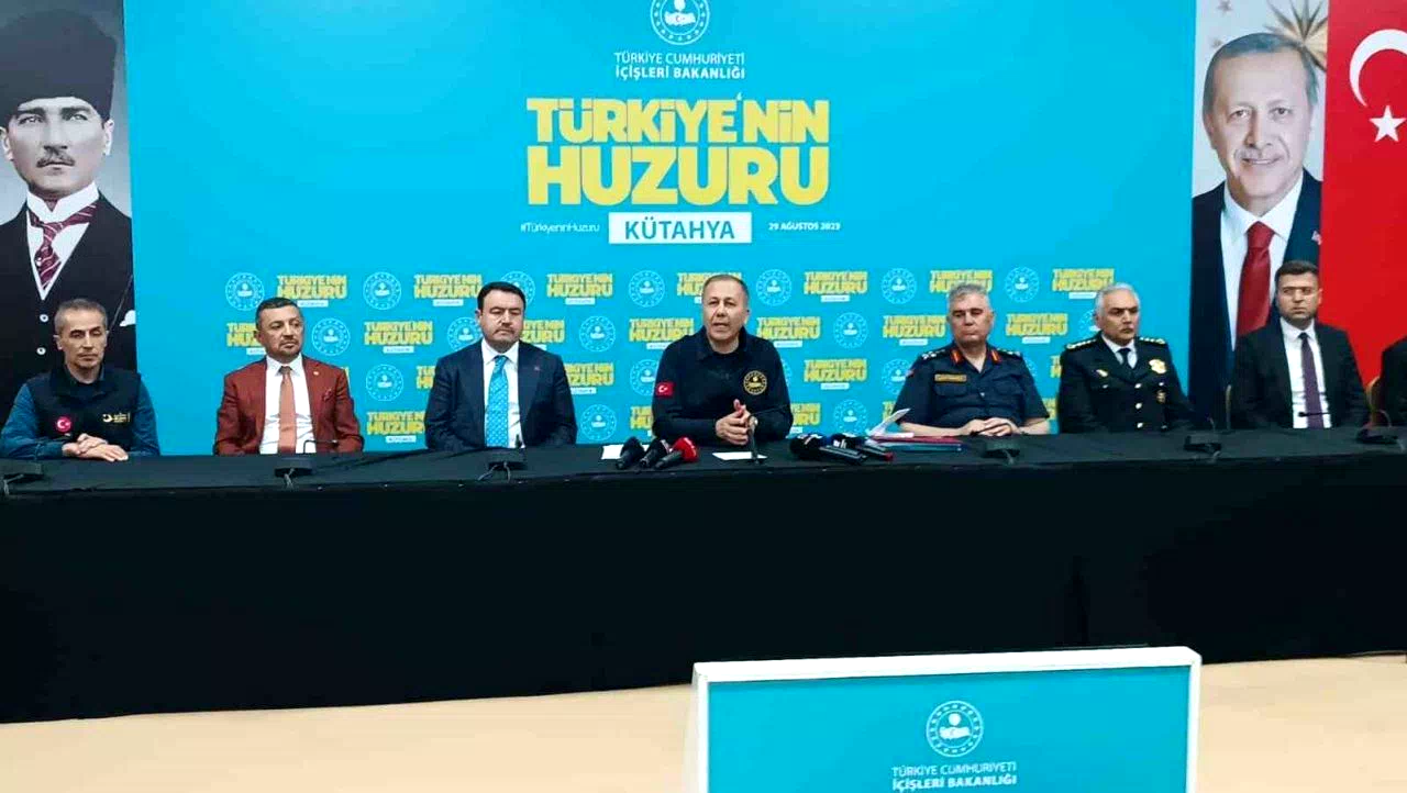 Bakan Yerlikaya: “450 bin 169 Suriyeli geri dönüş yaptı”