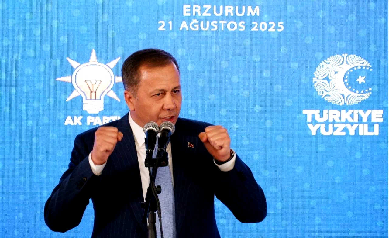 Bakan Yerlikaya: “Türkiye artık terörle anılan değil, teknolojiyle, yatırımla, ihracatla anılan bir ülke olmakta kararlıdır”