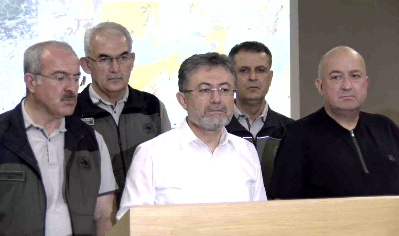 Bakan Yumaklı’dan Çanakkale’deki yangınlara ilişkin açıklama