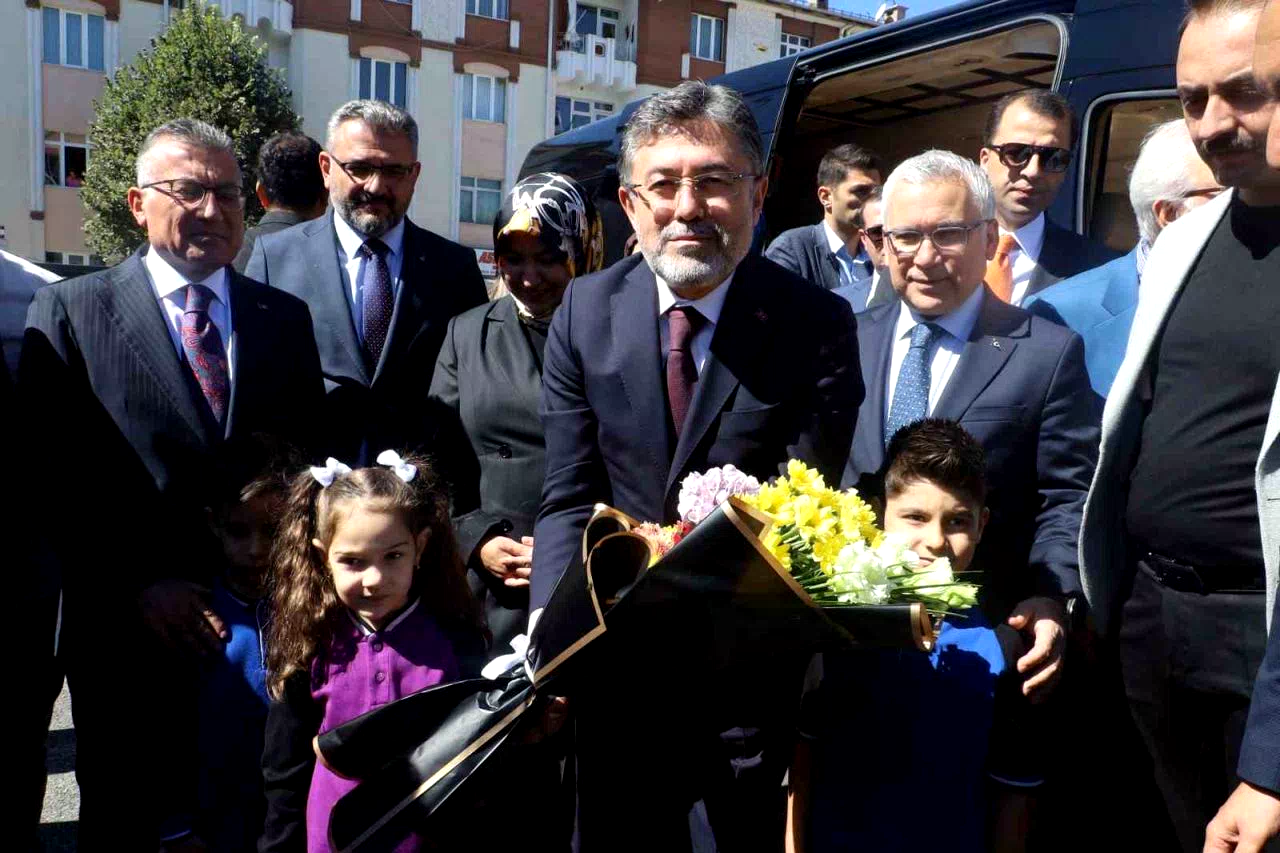 Bakan Yumaklı: “Tarımın, ormanın ve suyun olmadığı bir dünya, bizim dünyamız değildir”