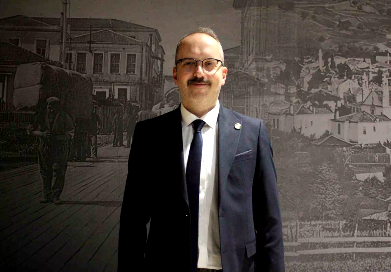 Balkan Türkleri Derneği Genel Kurulu: Adem Tuğral güven tazeledi
