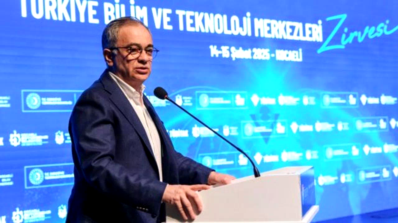 Baraçlı: Bilimi üreten olmalıyız