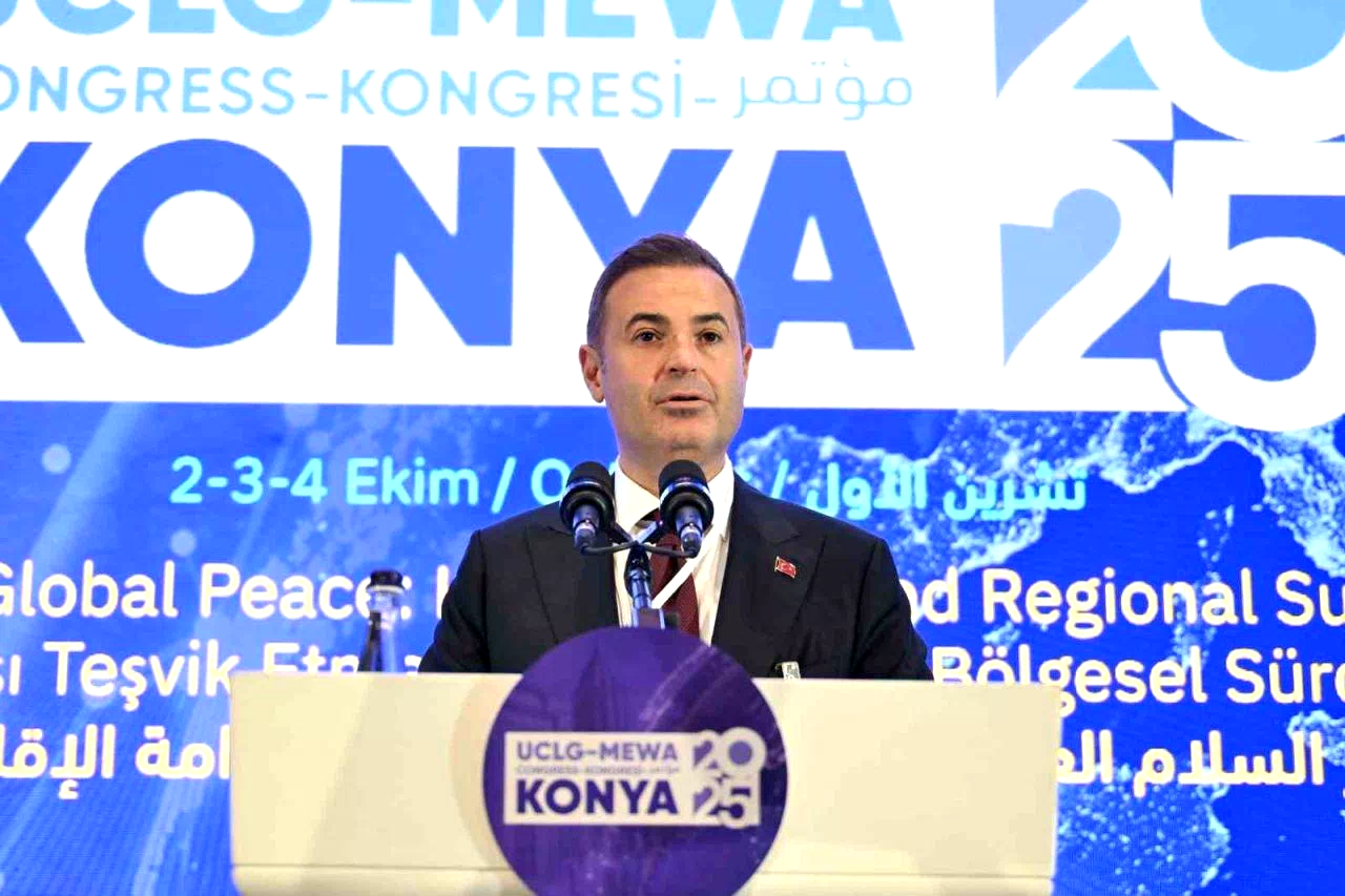 Başkan Ahmet Akın’dan İsrail’e sert kınama