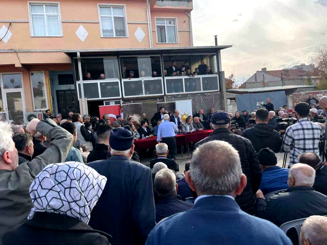 Başkan Albayrak imar sorunu hakkında konuştu