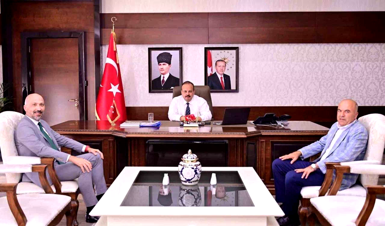 Başkan Arıkan, Vali Canbolat ile bir araya geldi