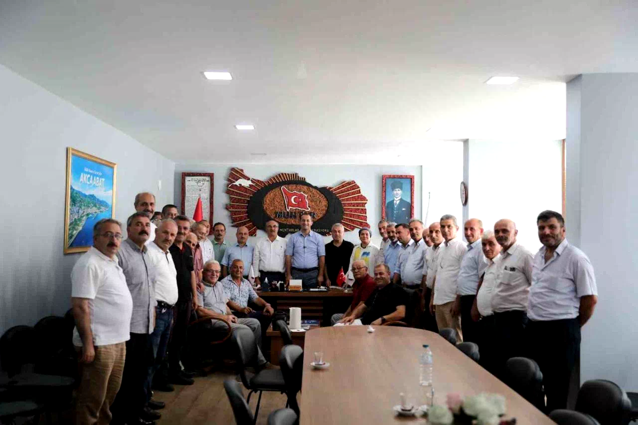 Başkan Ekim muhtarlarla bir araya geldi
