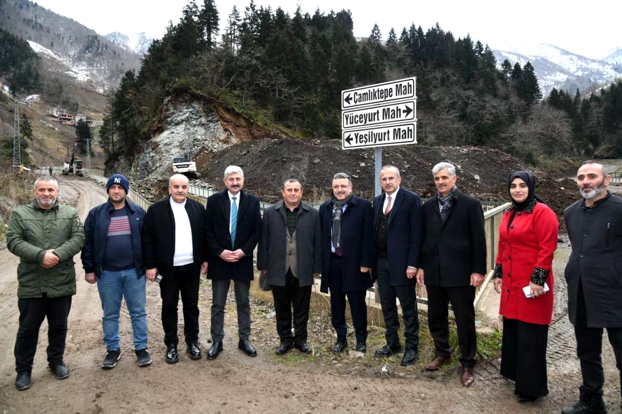 Başkan Genç, Çamlıktepe’de afet bölgesini inceledi