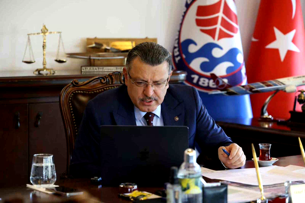 Başkan Genç Mısır televizyonuna Trabzon’u anlattı