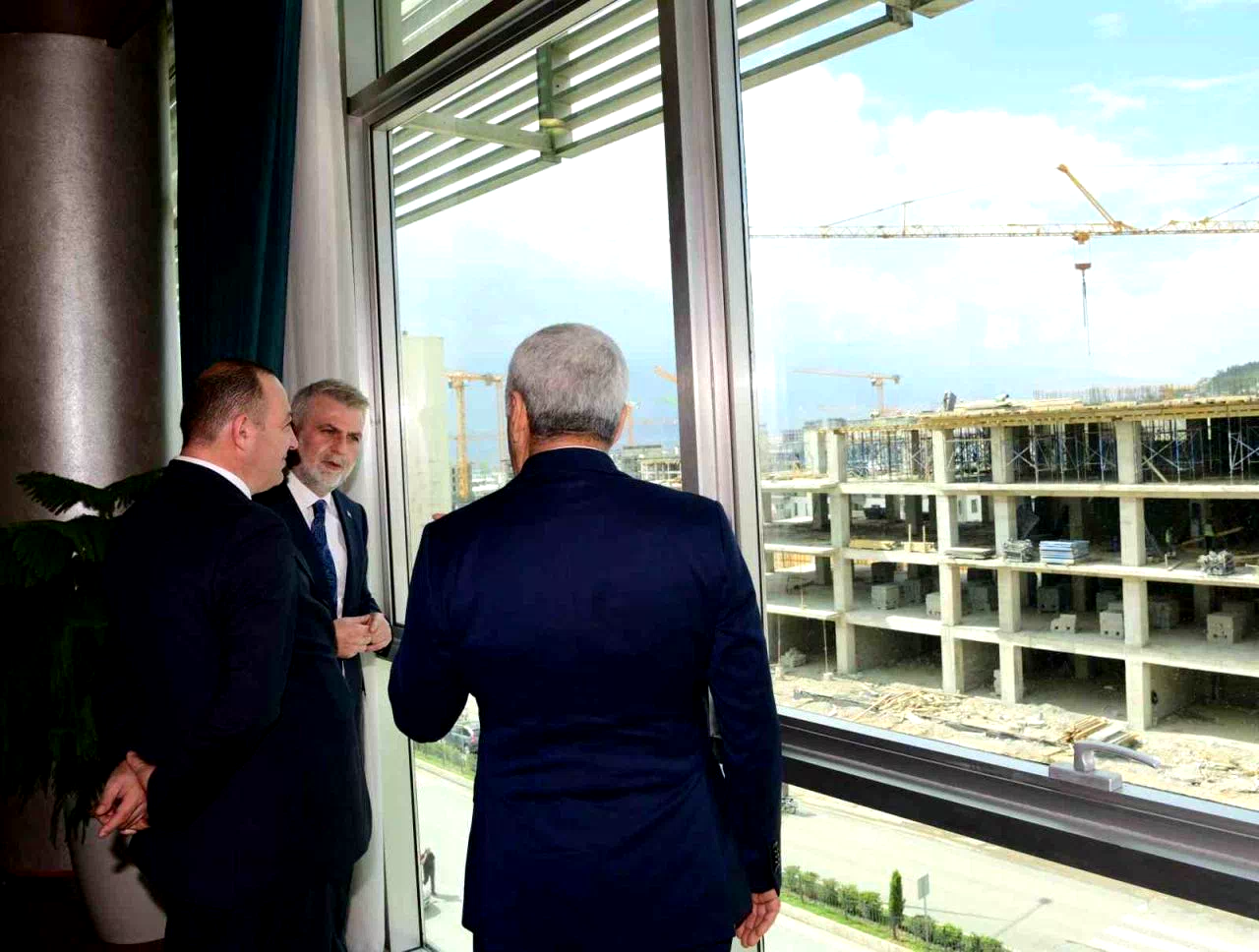 Başkan Görgel; “Azerbaycan Mahallesi iki ülke kardeşliğinin nişanesi”