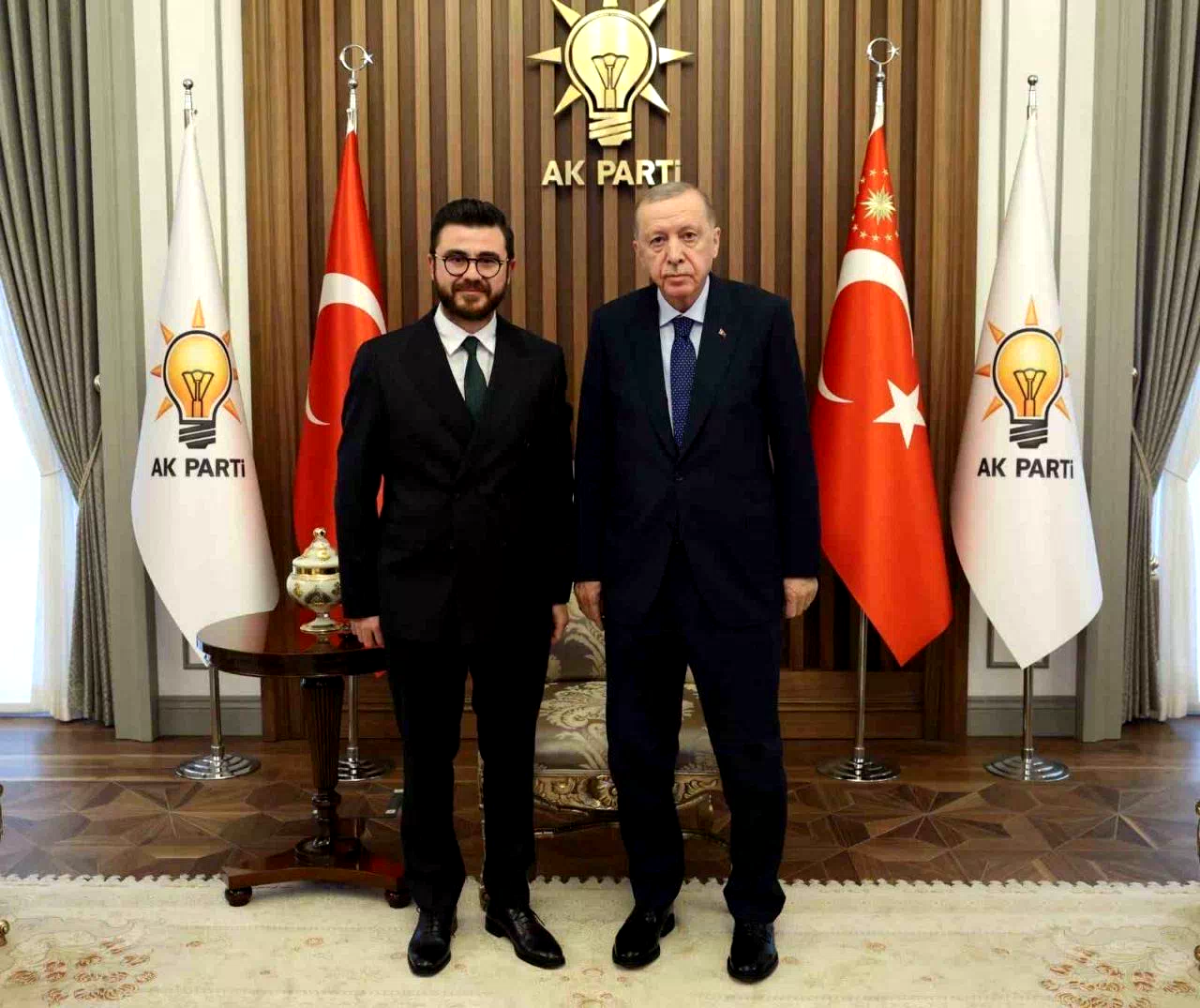 Başkan Okandan’dan 3 Kasım mesajı: “Milletimiz her şeyin en iyisine layık”